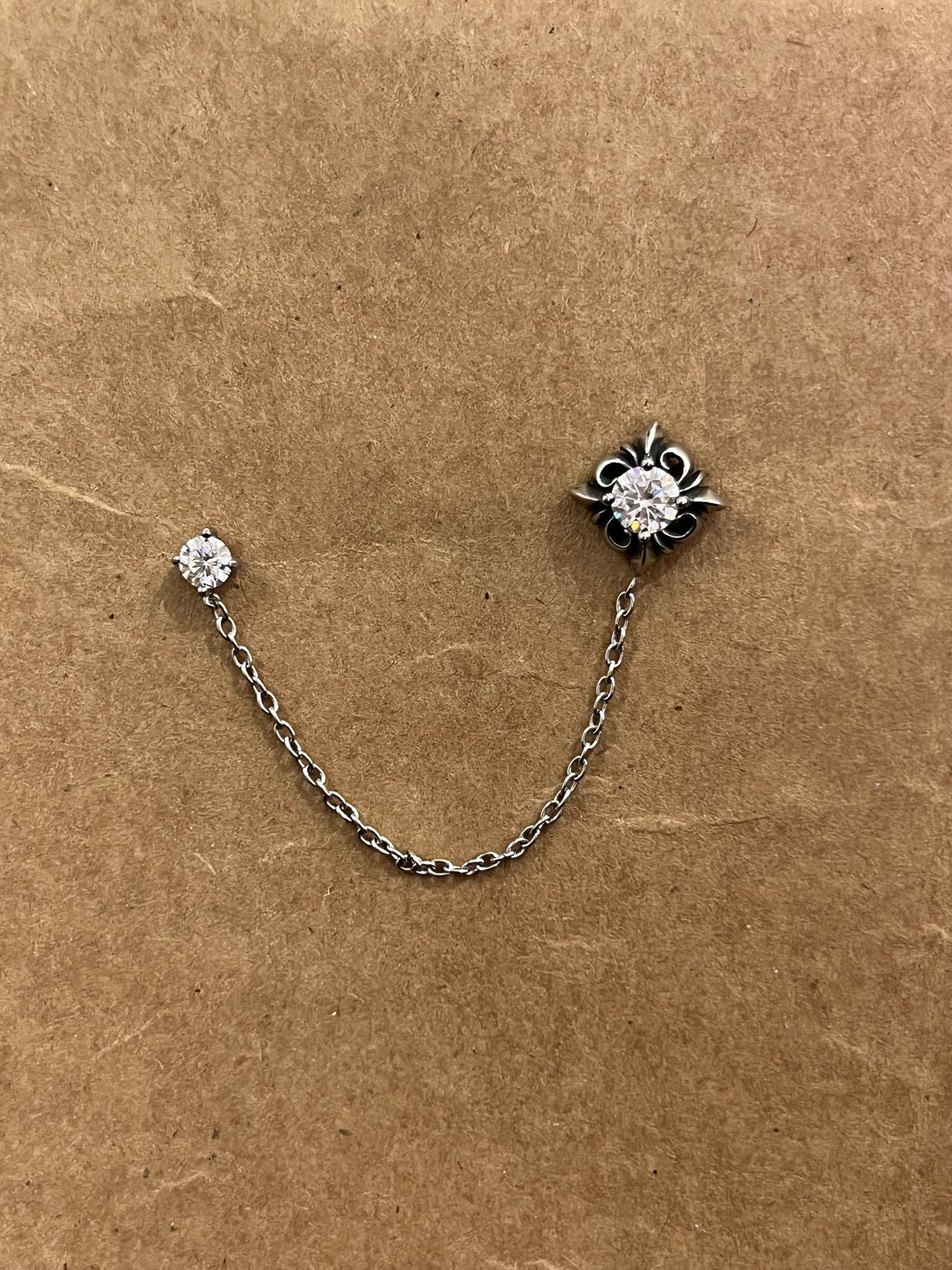 Chain earring